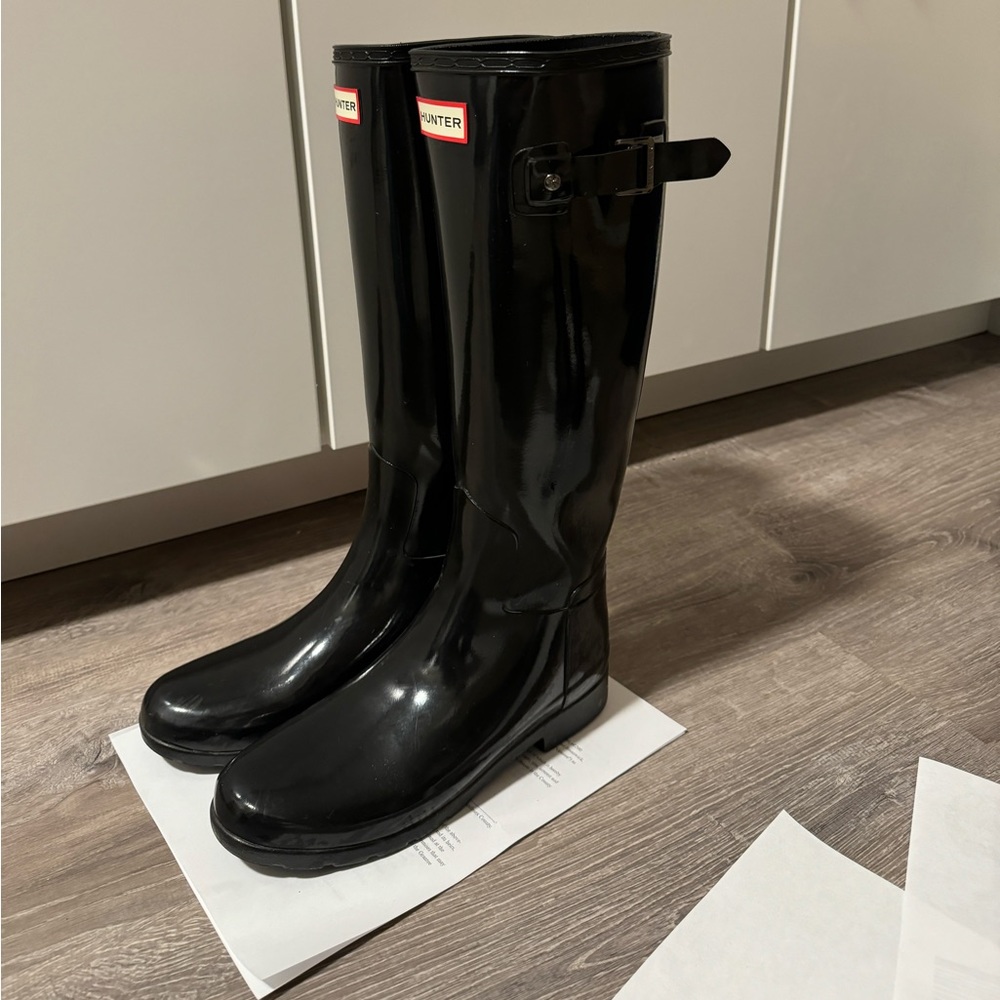 Hunter tall glossy rain boots